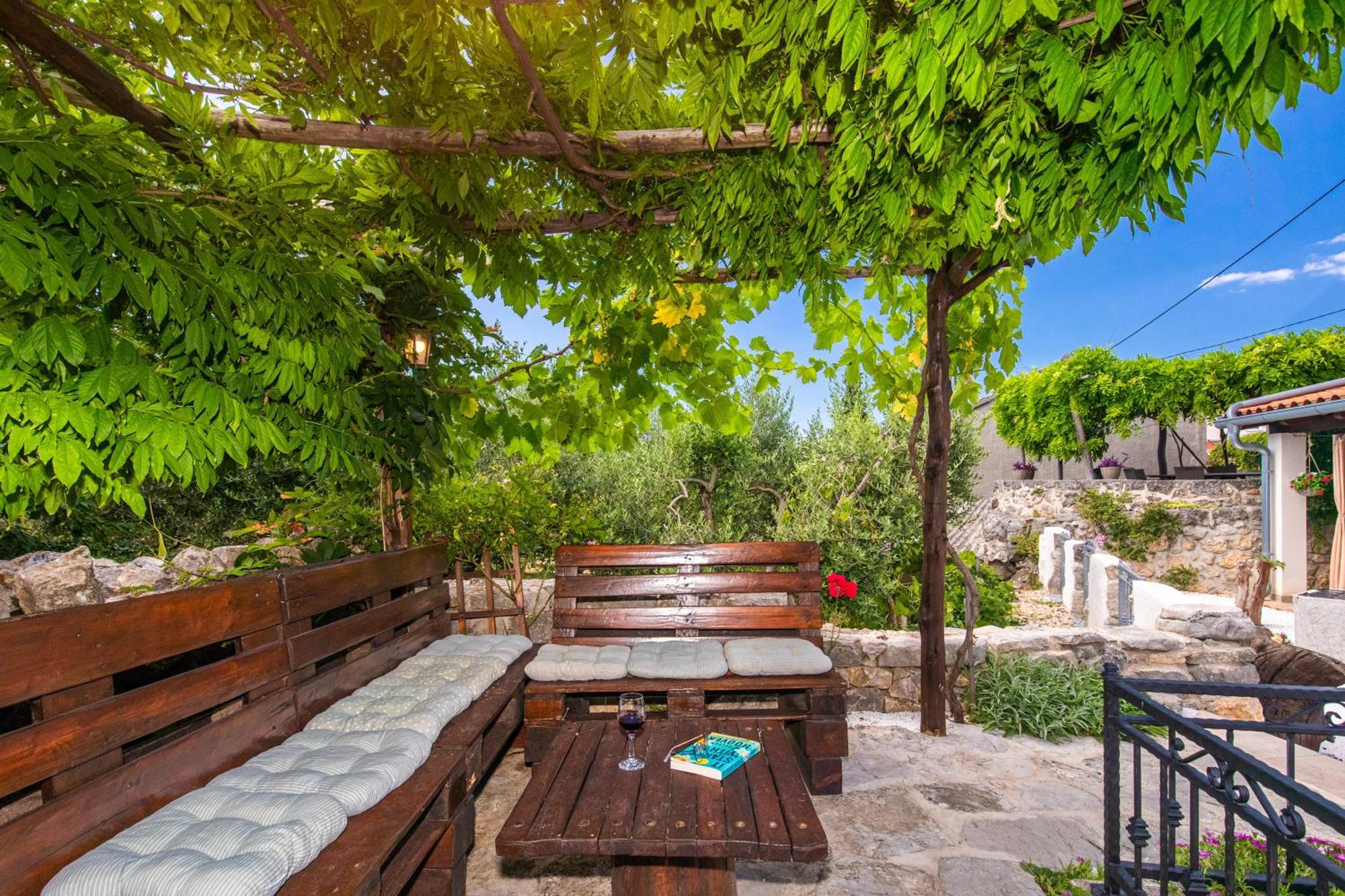 Holiday House Anabella Krk Town Εξωτερικό φωτογραφία